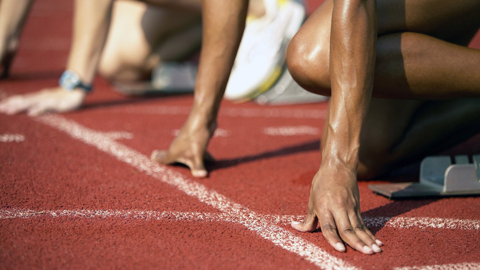 中国男篮内部对抗赛激烈 教练组现场指导，中国男篮教教