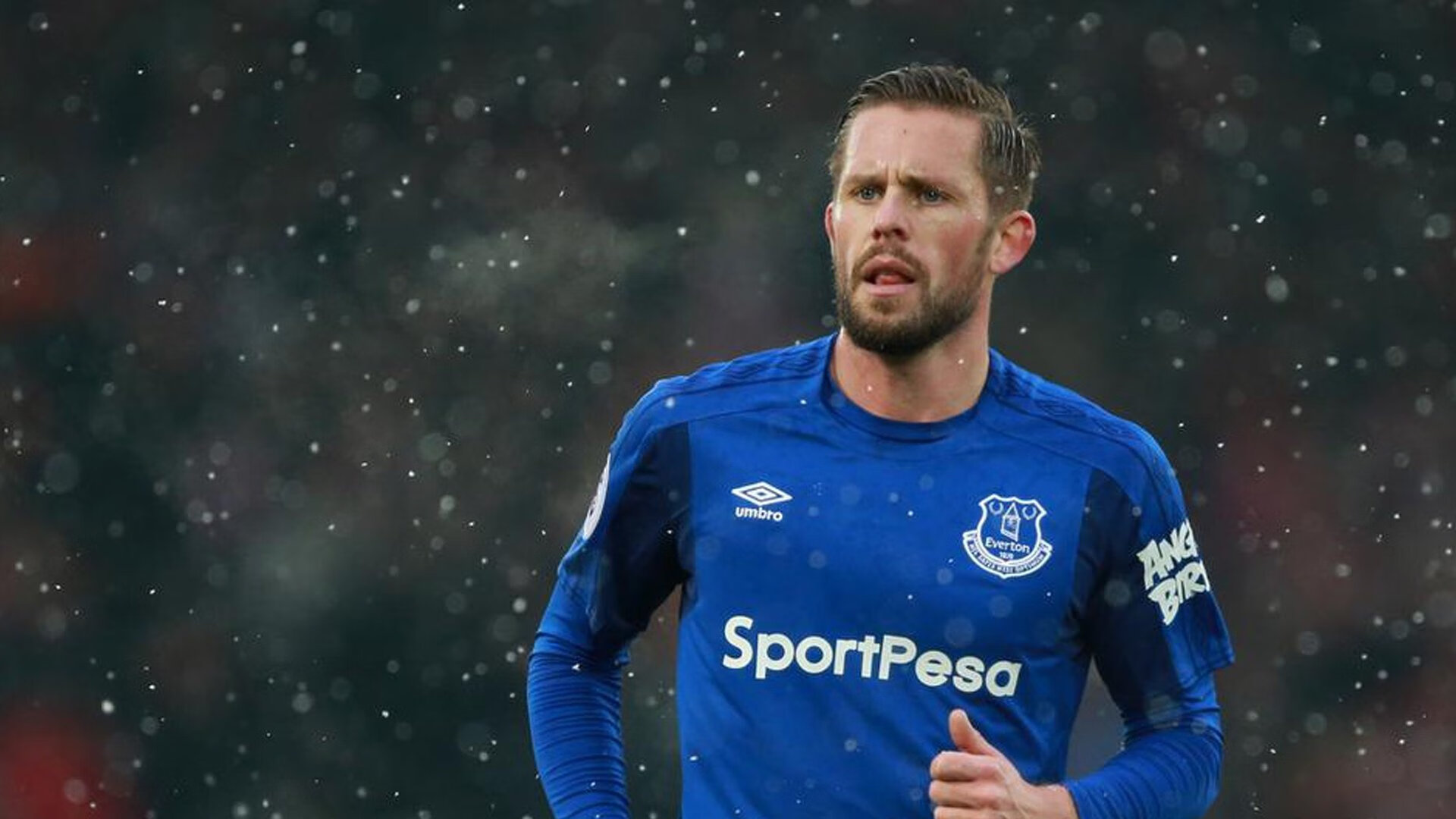 “德甲豪门逆势崛起，追赶第一集团”，德甲第一是谁